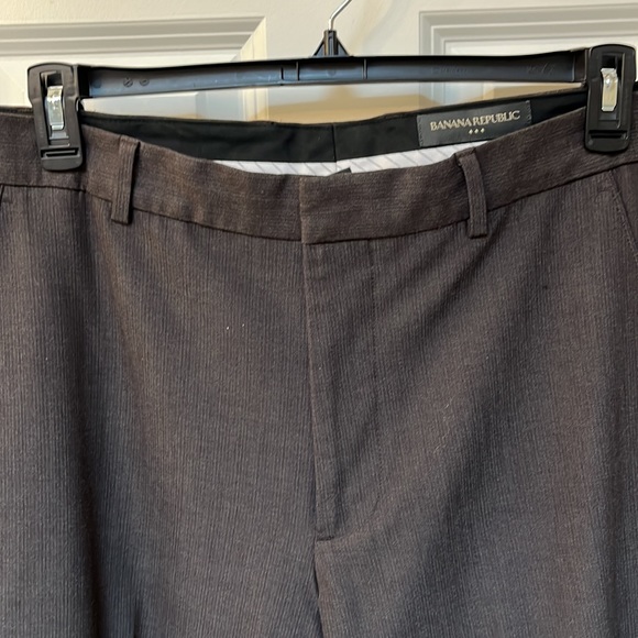 Banana Republic Men’s Wool Grey / Brown Dress Pants Slacks Size 35/34 - Picture 2 of 6